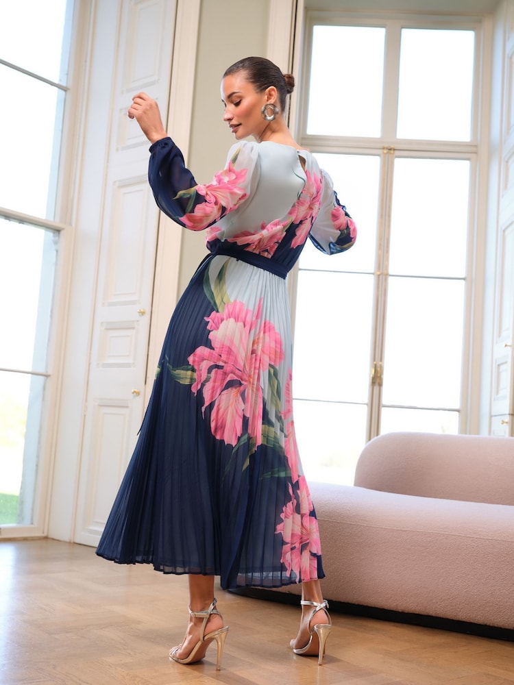 Love & Roses Blue Floral Petite Printed Crew Neck Pleated Long Sleeve Midi Dress - Image 4 of 4