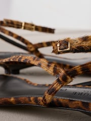 Leopard Print Leather Signature Strappy Toe Thong Sandals - Image 5 of 7