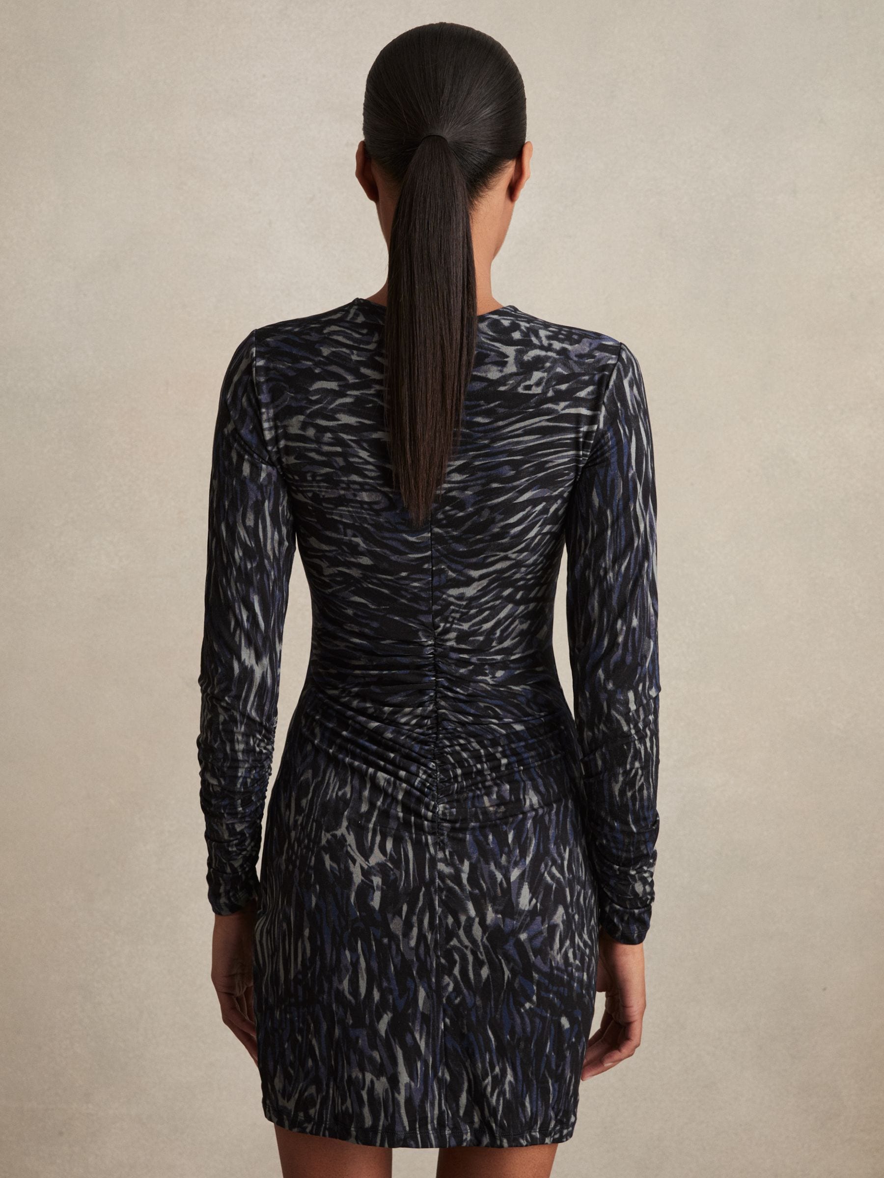 【海外限定】REISSワンピース☆Charcoal Oe Allie Printed Jerse Buy Reiss Charcoal Oe Allie Printed Jersey Ruched Mini Dress