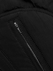 Reiss Black Mio Quilted Zip-Through Belted Vest - Image 6 of 6