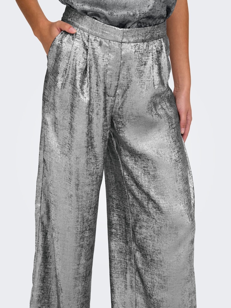 ONLY Grey Metallic Wide Leg Pleated Trousers - Image 2 of 8 ONLY Grey Metallic Wide Leg Pleated Trousers - Image 2 of 8