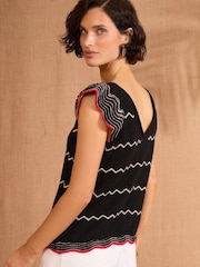 Love & Roses Black Scallop Knitted top - Image 4 of 4
