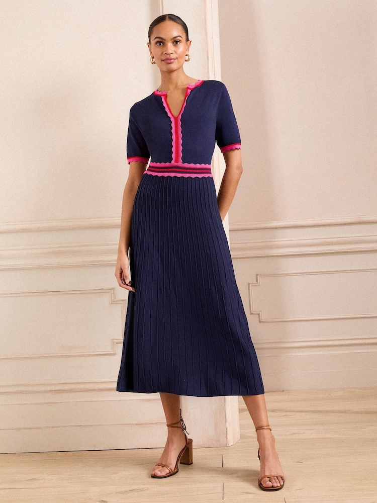 Love & Roses Navy Petite Short Sleeve Knitted Midi Dress - Image 3 of 4