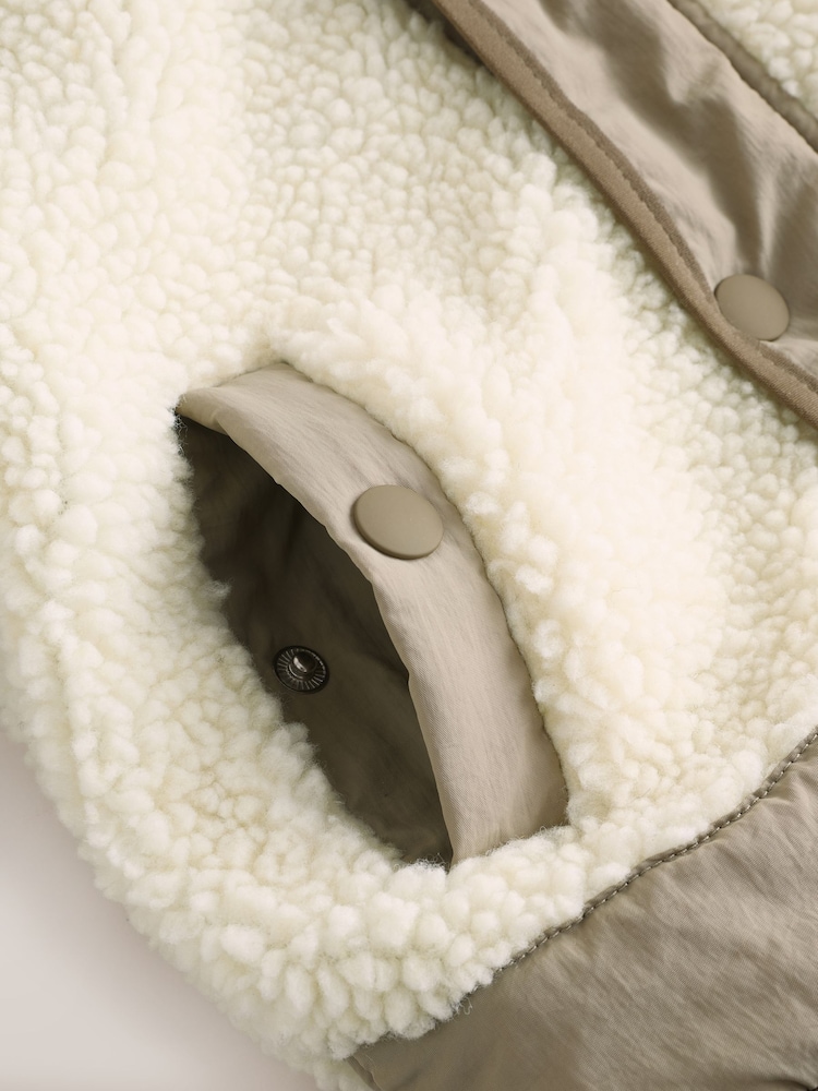 Khaki/Cream Colourblock Borg Jacket (3mths-7yrs) - Image 10 of 10 Khaki/Cream Colourblock Borg Jacket (3mths-7yrs) - Image 10 of 10