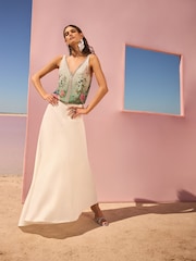 V&A I Love & Roses Green V-Neck Embellished Floral Print Trim Vest - Image 4 of 4