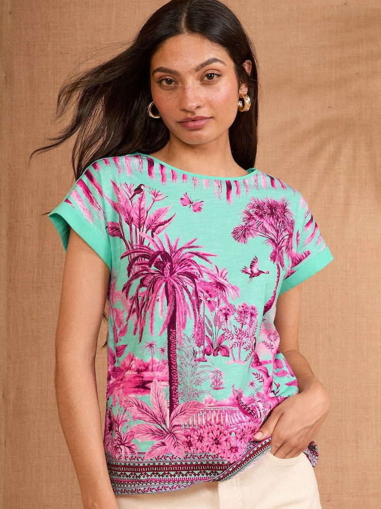 Estampa tropical azul e rosa - Camiseta de gola redonda Love & Roses - Imagem 1 de 4