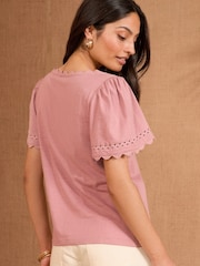 Розовый - Love & Roses Scallop V-Neck T-Shirt - Изображение 4 из 4