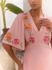 Розовый - V&A I Love & Roses короткий рукав цветочный принт вышитый чайный топ - Изображение 2 из 4