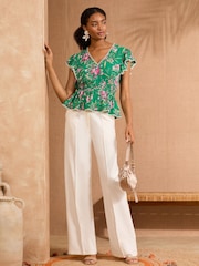 V&A I Love & Roses Green Floral Print Flutter Sleeve Tea Top - Image 2 of 4