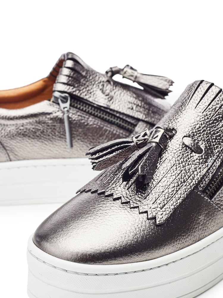 Moda in Pelle Bessans Tassle Fringe Slab Sole Trainers - Image 4 of 4