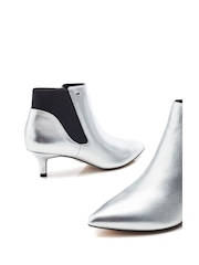 Moda in Pelle Qute Kitten Heel Chelsea Black Boots - Image 3 of 4