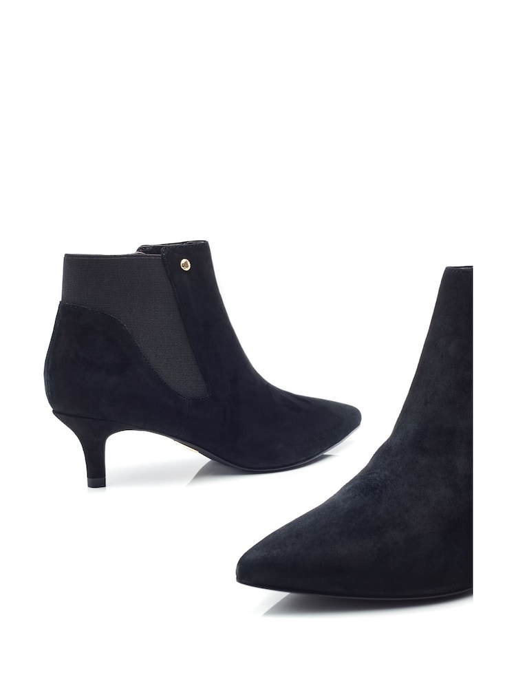 Moda in Pelle Qute Kitten Heel Chelsea Black Boots - Image 4 of 4