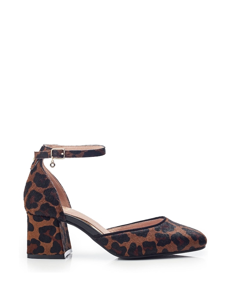 Animal - Moda in Pelle Dalziah Square Toe Block čevlji z visoko peto Mutli Strap čevlji - Slika 1 iz 4 Animal - Moda in Pelle Dalziah Square Toe Block čevlji z visoko peto Mutli Strap čevlji - Slika 1 iz 4