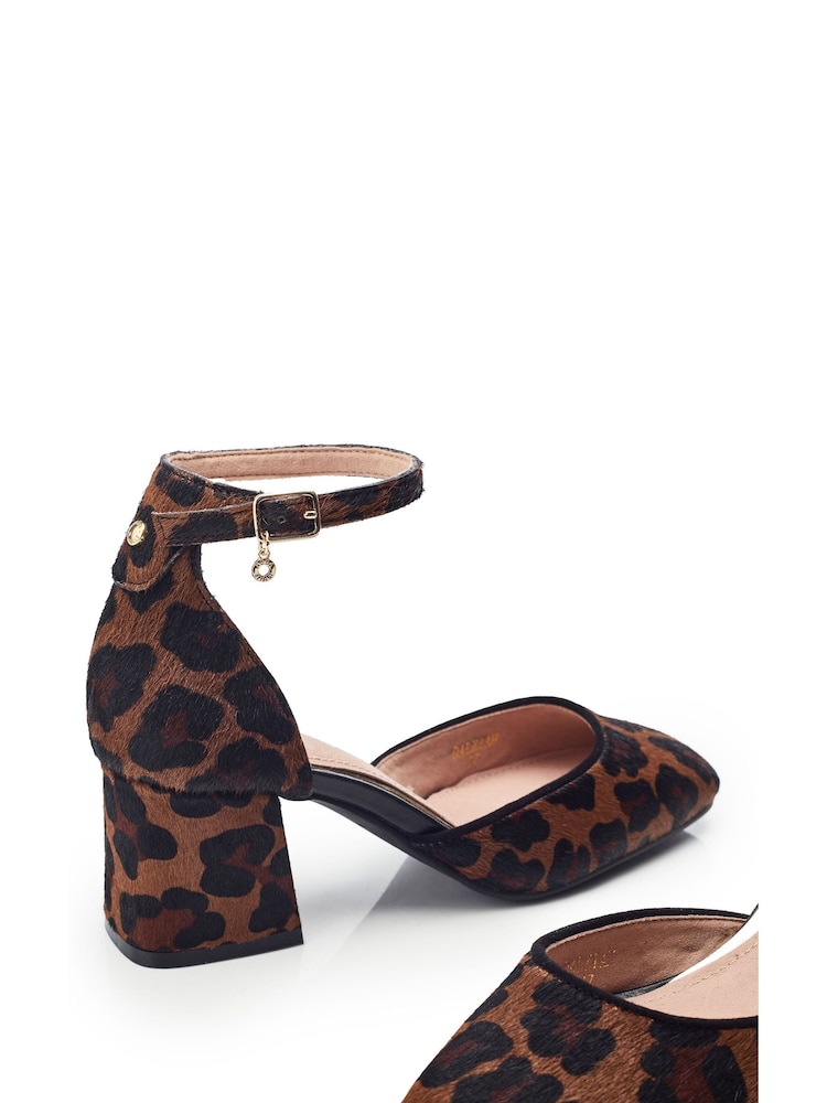 Animal - Moda in Pelle Dalziah Square Toe Block čevlji z visoko peto Mutli Strap čevlji - Slika 4 iz 4 Animal - Moda in Pelle Dalziah Square Toe Block čevlji z visoko peto Mutli Strap čevlji - Slika 4 iz 4