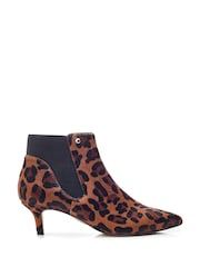Moda in Pelle Qute Kitten Heel Chelsea Black Boots - Image 1 of 1