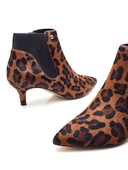 Moda in Pelle Qute Kitten Heel Chelsea Black Boots - Image 4 of 4