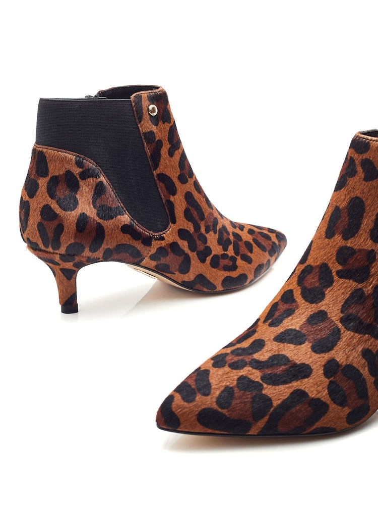 Animal - Moda in Pelle Qute Kitten Heel Chelsea Black Boots - Imagen 4 de 4 Animal - Moda in Pelle Qute Kitten Heel Chelsea Black Boots - Imagen 4 de 4
