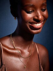 Accessorize Gold Tone 14ct Star Snake Effect Chain Necklace - Image 3 of 3