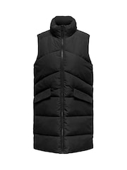 ONLY Curve Black Longline Cosy Padded Gilet - Image 6 of 7