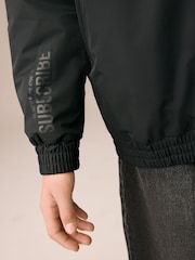 Schwarz - Waterproof Bomber Jacket (3-17yrs) - Bild 4 von 6