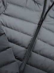 Schwarz/Grau - Gesteppte mittelschwere Jacke mit Kapuze (3–17 J.) - Bild 5 von 5
