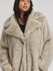 Simply Be Natural Longline Collar Revere Faux Fur Coat - Image 4 of 4