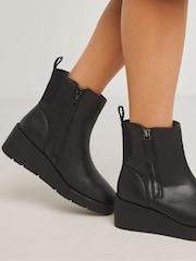 Simply Be Black Zip Detail Wedge Ankle Boots In Wide Fit - Image 3 of 4
