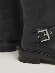 Simply Be Black Extra Wide Fit Casual Double Buckle Detail Knee High Boots In Wide Fit Curvy Calf - Image 4 of 4