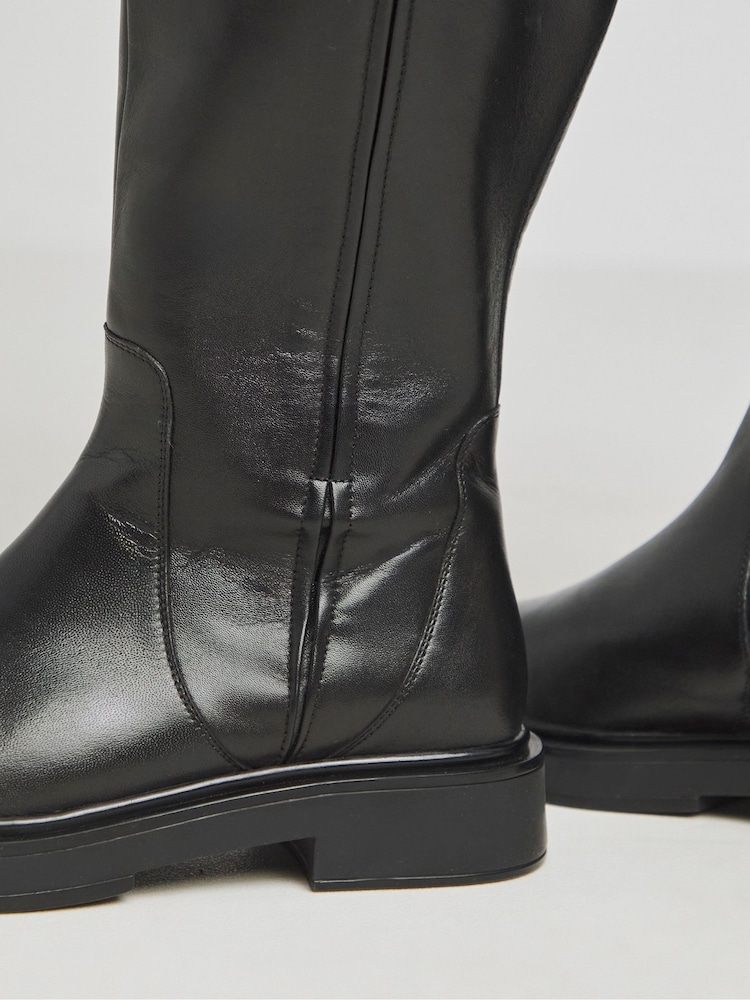Simply Be Knee High Flat Stretch Seam Detail Boots In Extra Wide Fit - Image 4 of 4