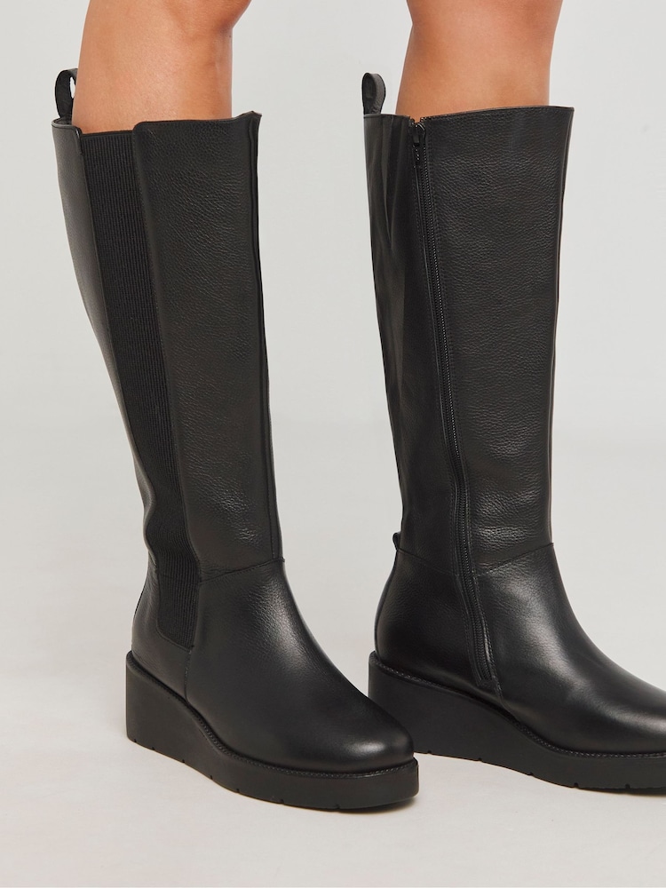 JD Williams Black Wedge Knee High Leather Chelsea Boots in Wide Fit - Image 4 of 4