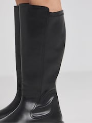 Simply Be Black Curvy Plus Calf Black Wide Fit Stretch Back Panel Knee High Boots in Super Curvy Calf' - Image 4 of 4