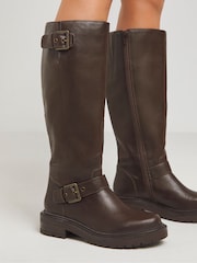 Simply Be Casual Double Buckle Detail Knee High Boots In Wide Fit - Image 3 of 4