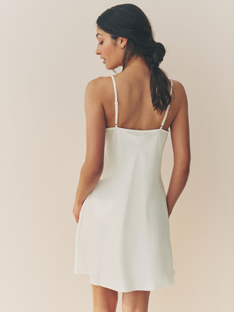 ivoire - Nuisette de mariée en satin - Image 3 of 7