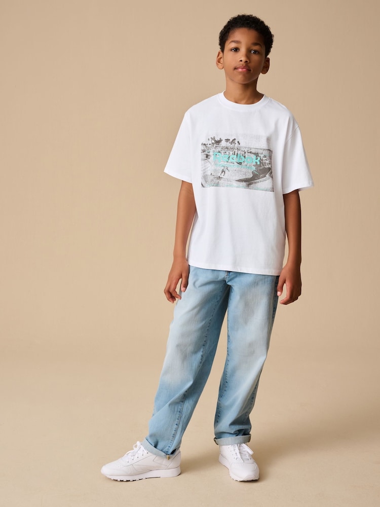 Reebok Boys Oversized 100% Cotton Graphic T-Shirt - Image 2 of 11 Reebok Boys Oversized 100% Cotton Graphic T-Shirt - Image 2 of 11