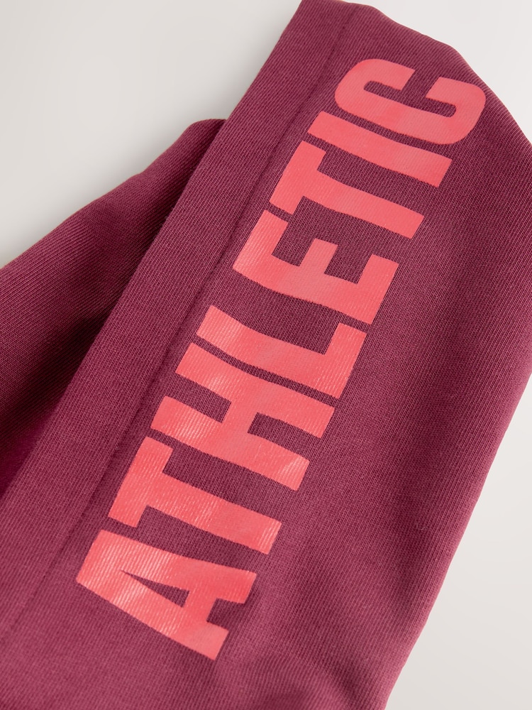 Reebok Overszied Burgundy Red Graphic Print Long Sleeve Cotton Hoodie - Image 6 of 6 Reebok Overszied Burgundy Red Graphic Print Long Sleeve Cotton Hoodie - Image 6 of 6
