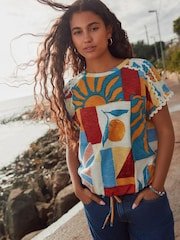 White/Lemon Short Sleeve Bubblehem 100% Cotton T-Shirt - Image 1 of 7