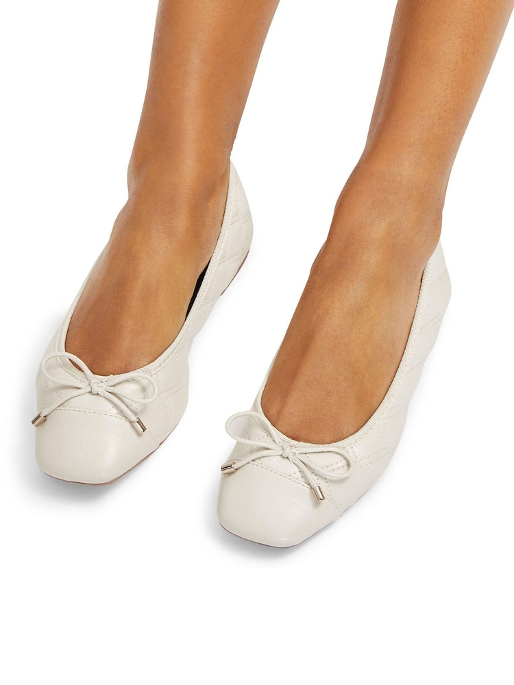 Cream - Baletni čevlji Carvela Prima - Slika 1 iz 5 Cream - Baletni čevlji Carvela Prima - Slika 1 iz 5