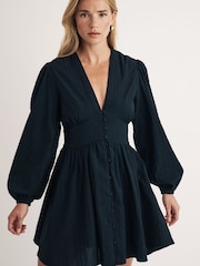 Nobodys Child Starlight schlichtes Langarm-V-Ausschnitt-Minikleid aus 100% Baumwolle - Bild 1 von 4