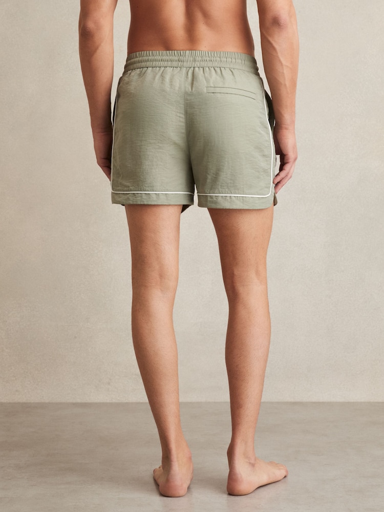 Reiss Pistachio/Off White Azure Piped Drawstring Swim Shorts - Image 5 of 6