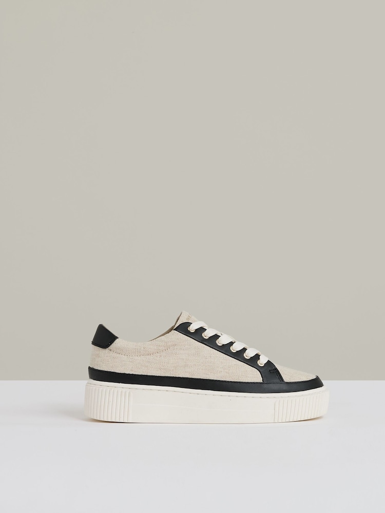 Reiss Natural/Black Leanne Grained Leather Platform Trainers - Image 1 of 4