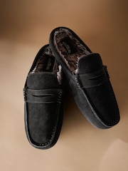 Черный - Faux Fur Lined Moccasin Mule Slippers - Image 2 of 5