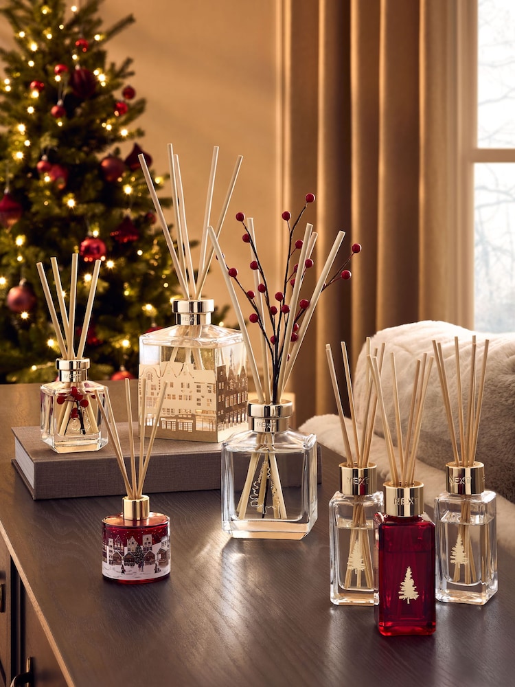 Festive Spice 40ml Diffuser - Image 2 of 4 Festive Spice 40ml Diffuser - Image 2 of 4