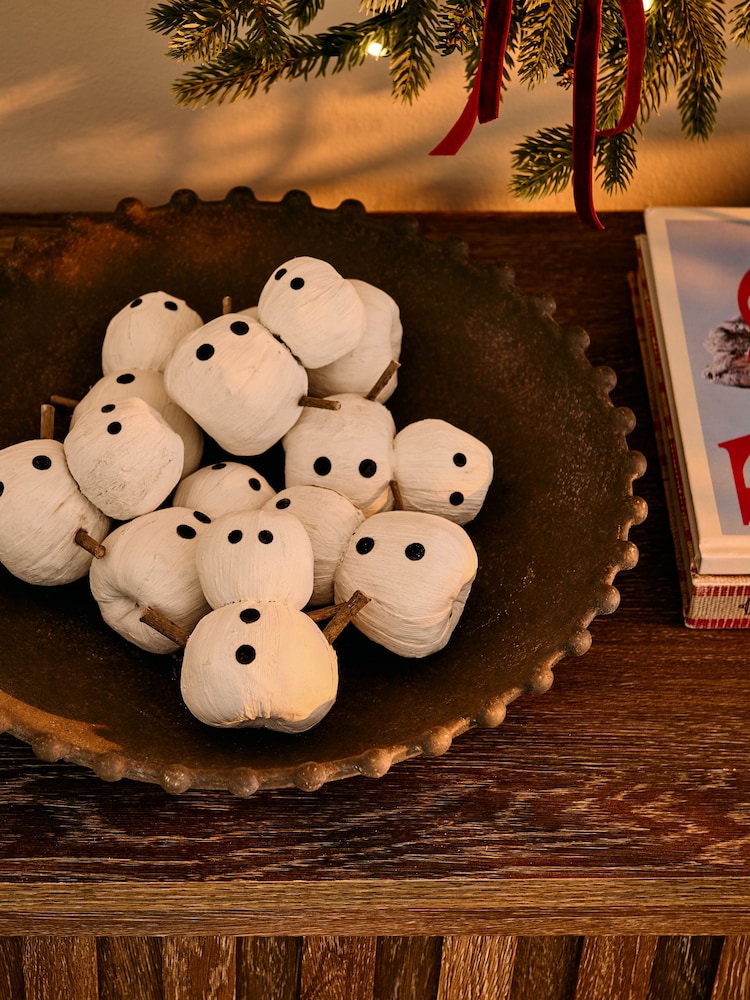 Snowman Festive Spice Potpourri - Image 1 of 5 Snowman Festive Spice Potpourri - Image 1 of 5