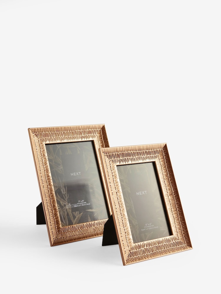Gold Thatched Texture Photo Frame - Image 4 of 4 Gold Thatched Texture Photo Frame - Image 4 of 4