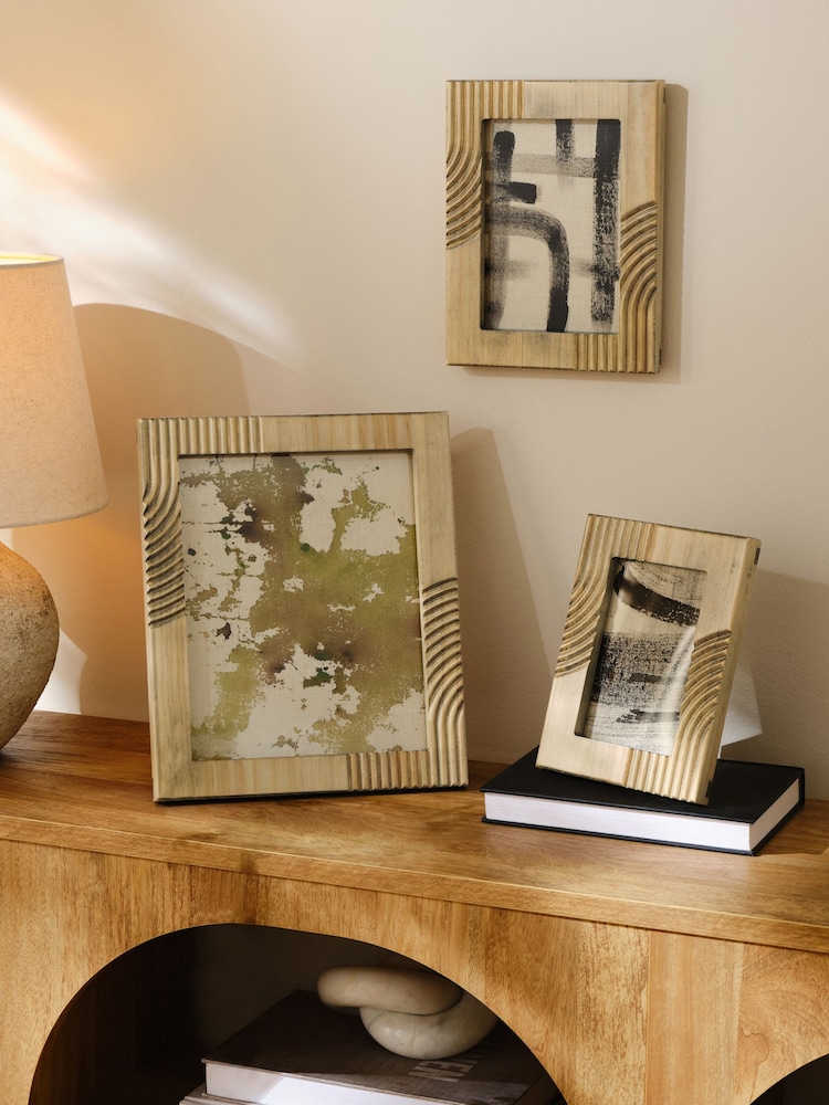 Carved Global Wooden Photo Frame - Imagen 1 de 4 Carved Global Wooden Photo Frame - Imagen 1 de 4