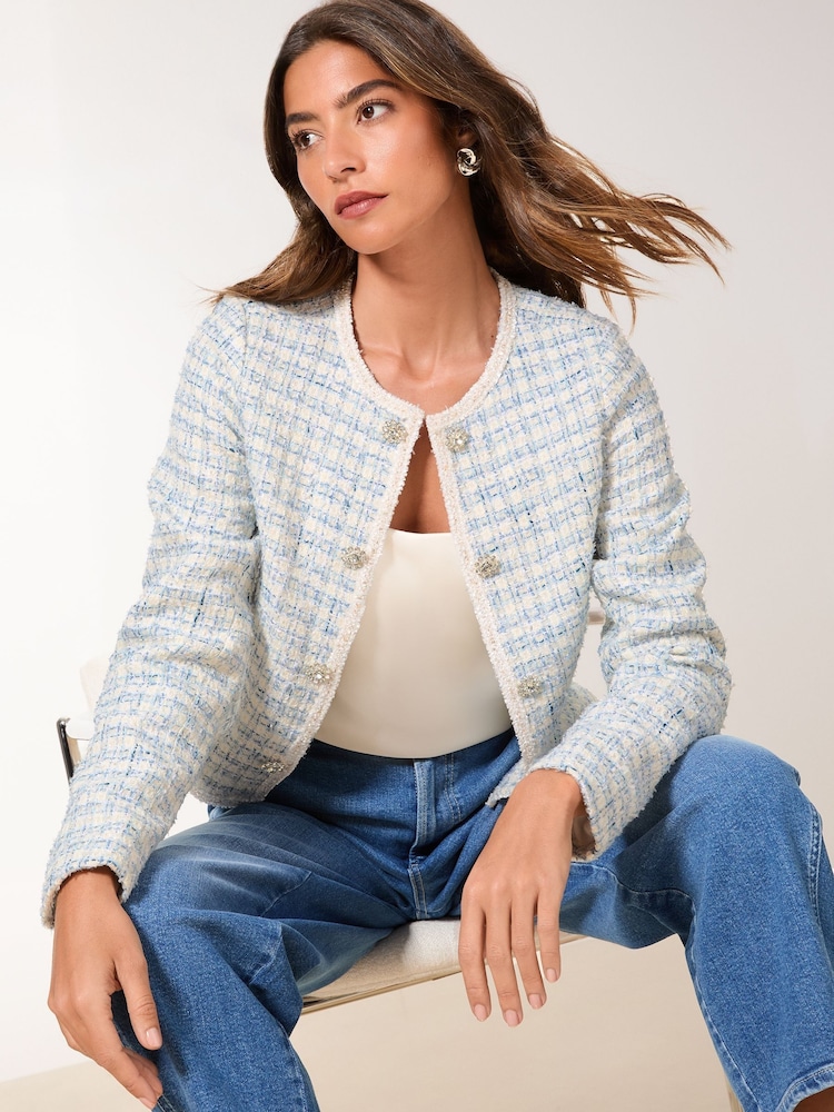 Lipsy Kurz geschnittener Bouclé-Blazer - Bild 1 von 5 Lipsy Kurz geschnittener Bouclé-Blazer - Bild 1 von 5