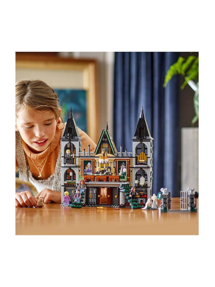 Lego Harry Potter Malfoy Manor Building Toy 76453 - Image 3 of 8
