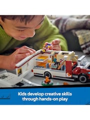 Set de construcción de Autocaravana Aventurera de Vacaciones de Lego - Imagen 6 de 8