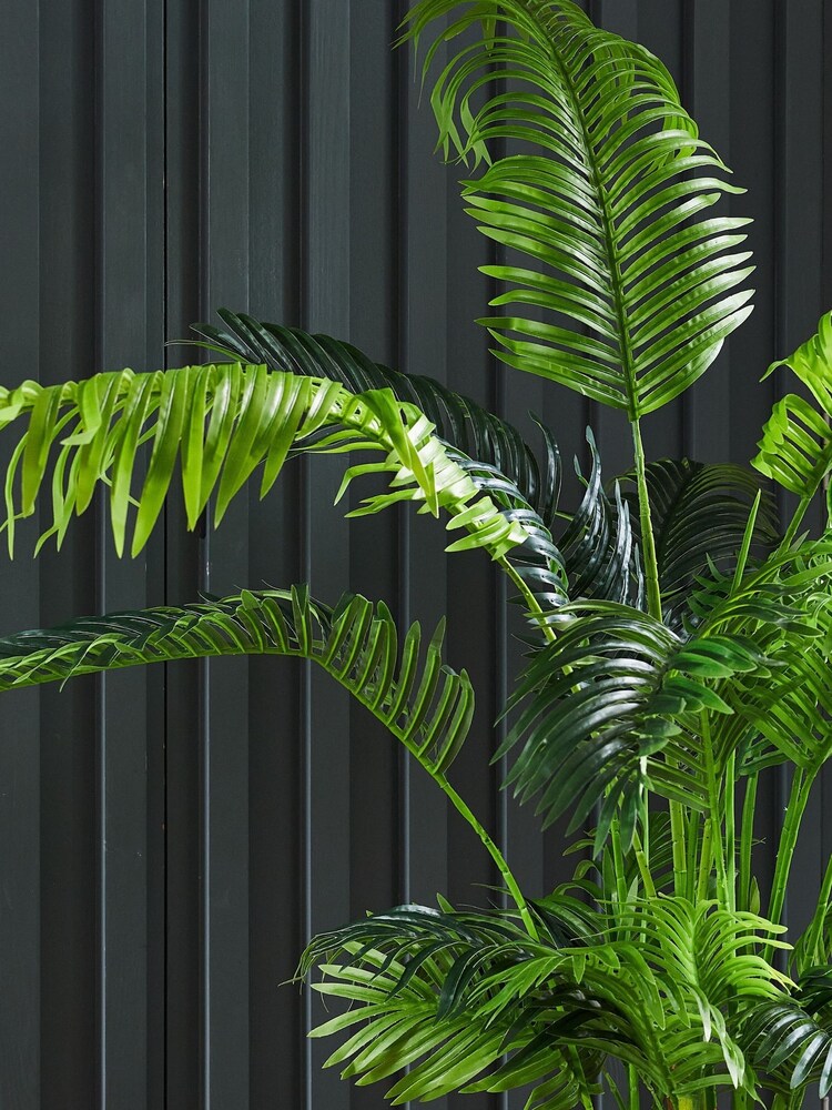 Beards & Daisies Green Artificial Parlour Palm - Image 2 of 3