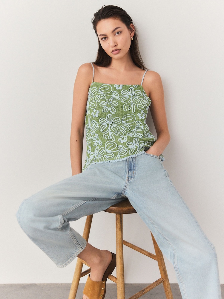 Grün & Blau - Floral Print Embroidered Strappy Cami Top - Bild 1 von 7 Grün & Blau - Floral Print Embroidered Strappy Cami Top - Bild 1 von 7